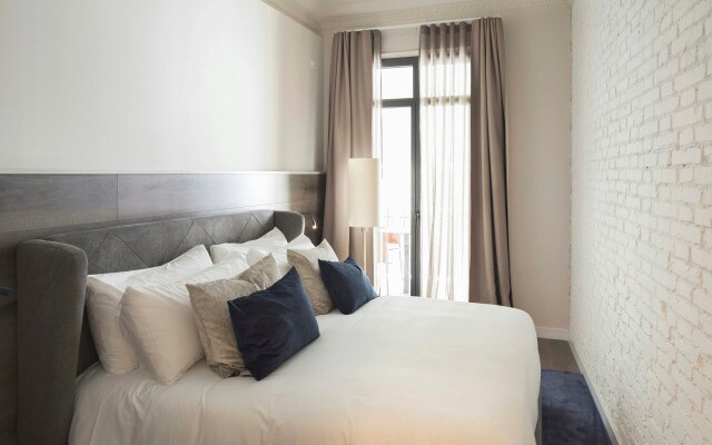 Casagrand Luxury Apartments Barcelona