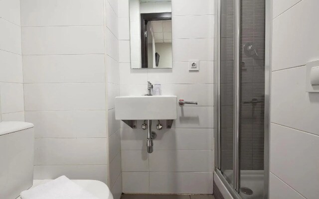 Fga Hostal Putxet, Barcelona, España