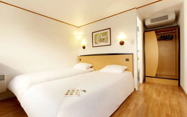 Campanile NATURE - Paris Ouest Gennevilliers Port