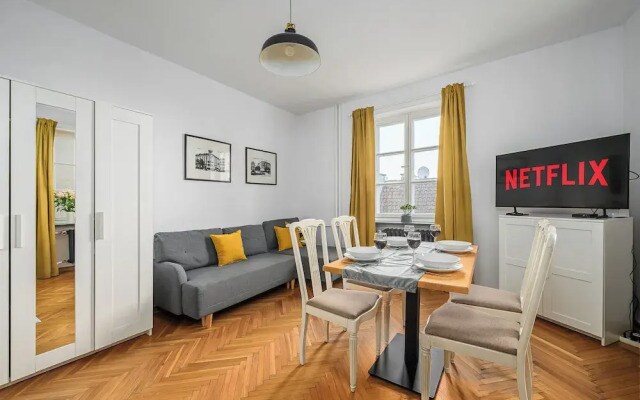 Lumina 3room apart near the Royal Castle.