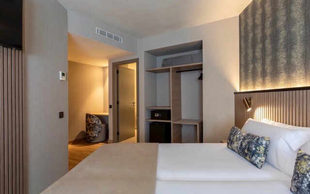 Hotel Acta Piramides