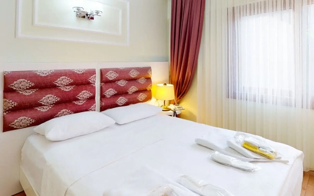 Отель The Wolf Hotel Karakoy