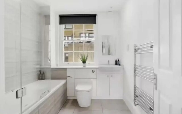 Flat 4 Beauchamp Place