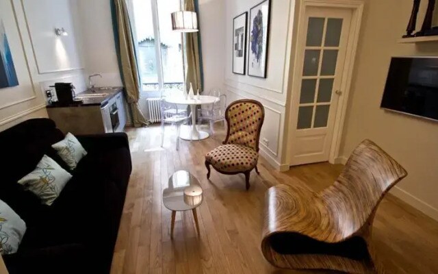 Truly Parisian Experience with Style