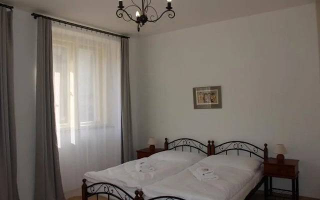 Hotel Cerny kun
