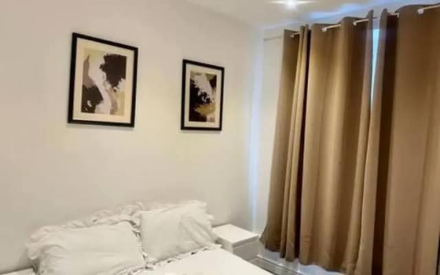 Lewisham - Apartment - Sleeps 5 - Central Location