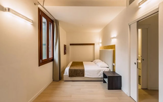 Charming Palace Corte Del Teatro