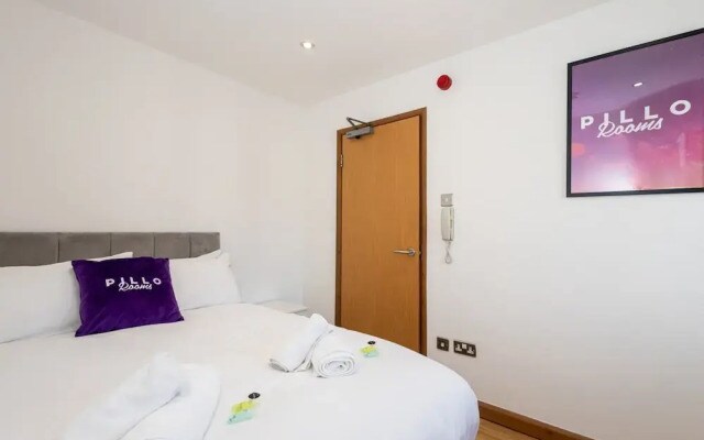 Cosy Spacious Duplex Apartment Near Salford Royal