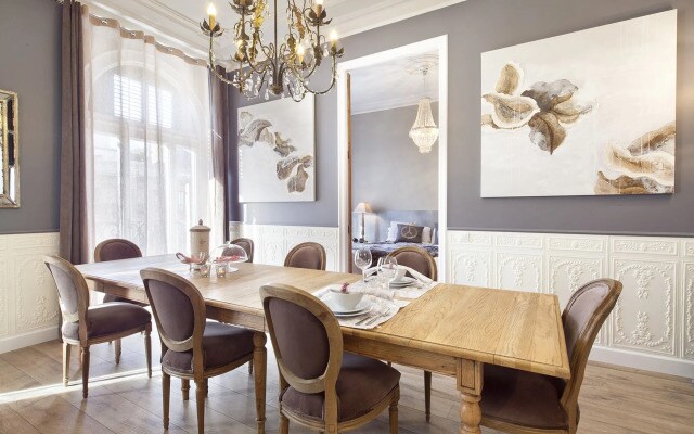 Catalunya Palace Apartment