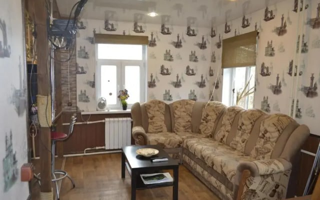Guest House on Sovetskaya 7
