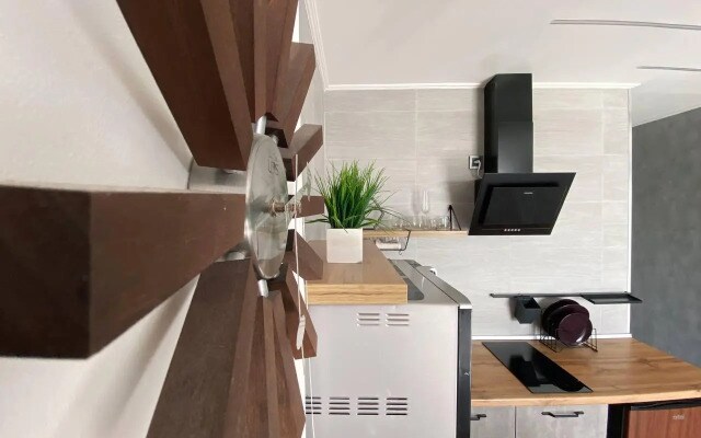 CrystalRentals (КристалРенталс) на улице Михаила Спераского 41