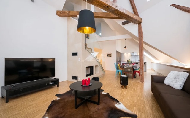 Love to Live Apartments