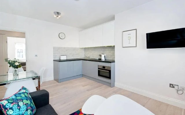 F6 Greek Street by City Living London