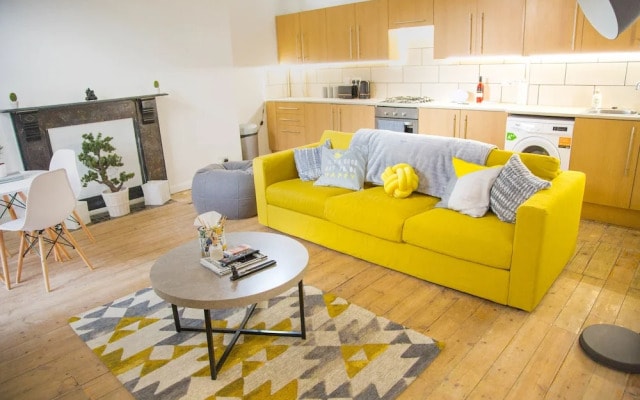 Spacious Two Bed in Hackney