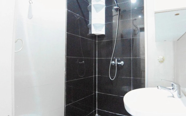 Apartamento en bajos cercano a Principe Pío AZBEXC