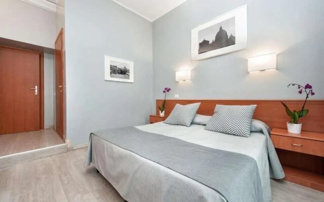 Hotel Reyes