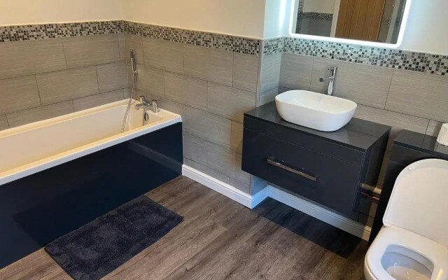 Superb 2 bed Apartment Great Location