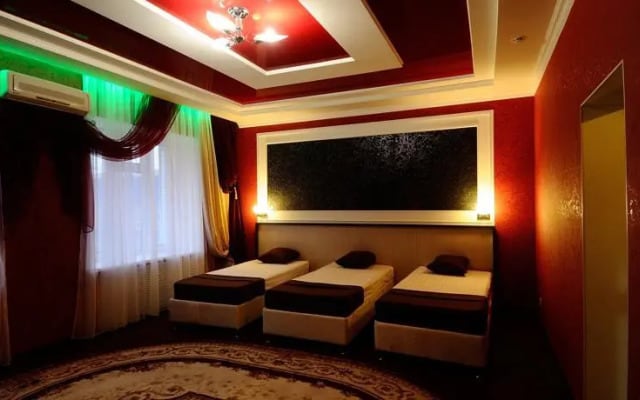 A-Hotel