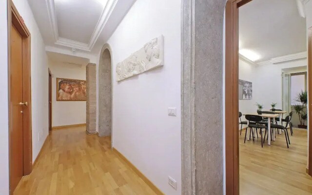 Romulus Rooms