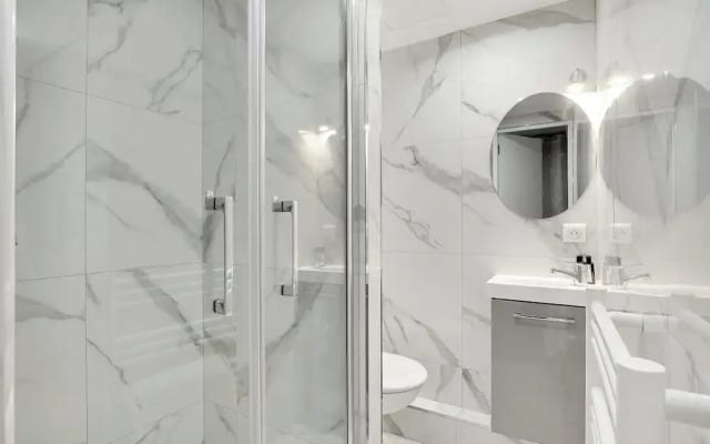 Comfort Apartment 1bd/4p With AC - Near Montmartre