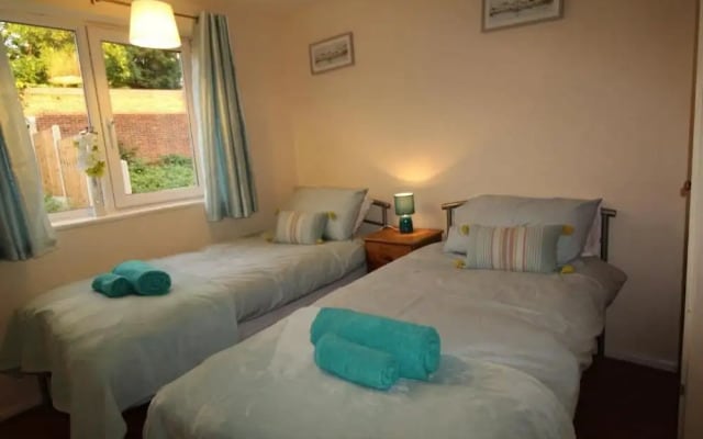 Cowsley House