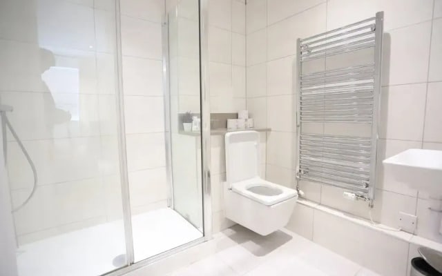 Luxury London Apartment With 5 Bedrooms