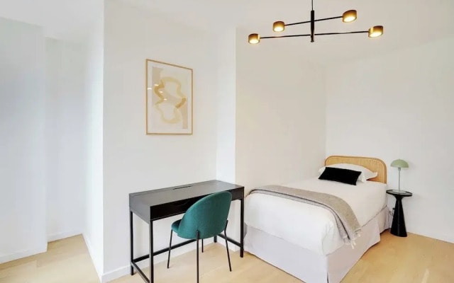 Duplex With Terrace in Levallois