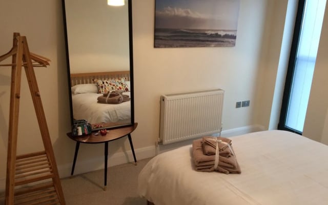 Apartment near London Bridge