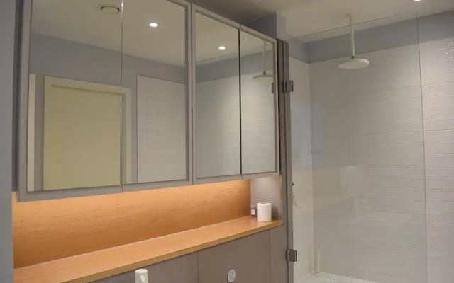 2 Bedroom Flat With Amazing London Views