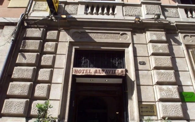 hotelImage