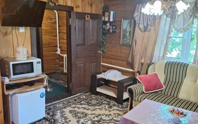 Дом из натурального сруба