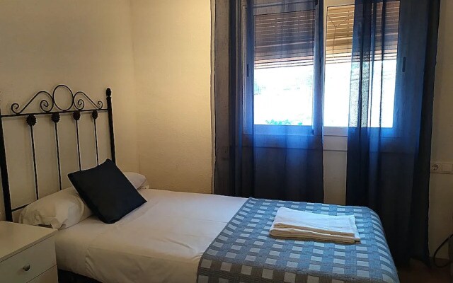 Comfortable Apartment Park Guell