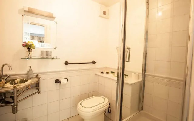 Wimbledon 2 bed 2 Bath Apartment