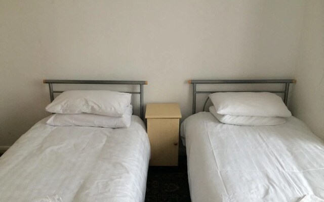Lindal Hotel