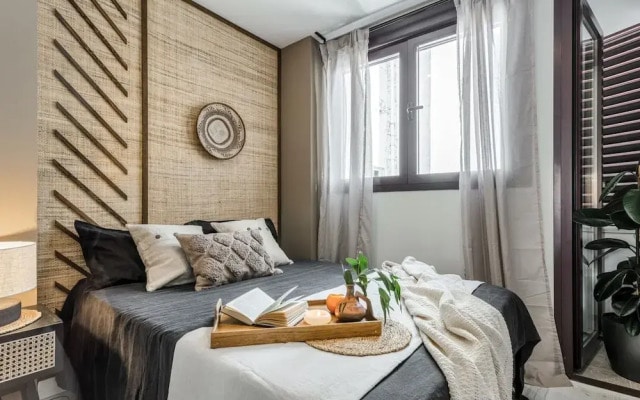 Lugbara - 1 Bedroom and Terrace in Goya