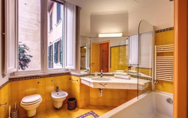 CIr 6380 Twin A - Exclusive Renovated Flat by the Vatican