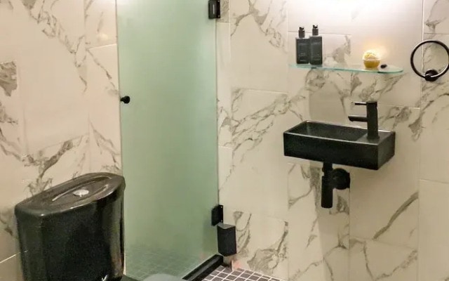 Impossible Motel