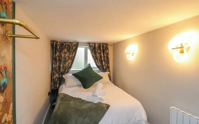 Apt 1 @ Hunter's Quay