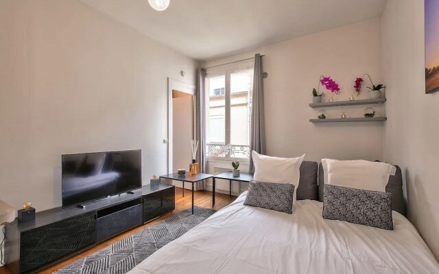 83 - Classy Apartment Paris Le Marais