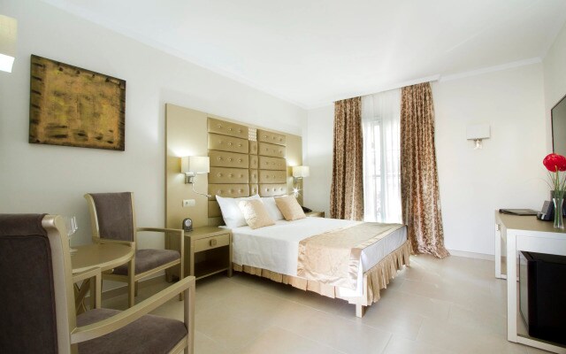Отель BlueSea Alborán Adults Only