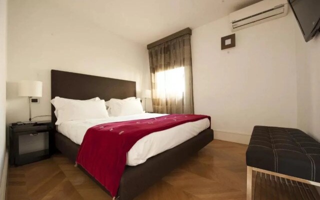 Moses Fountain Hotel