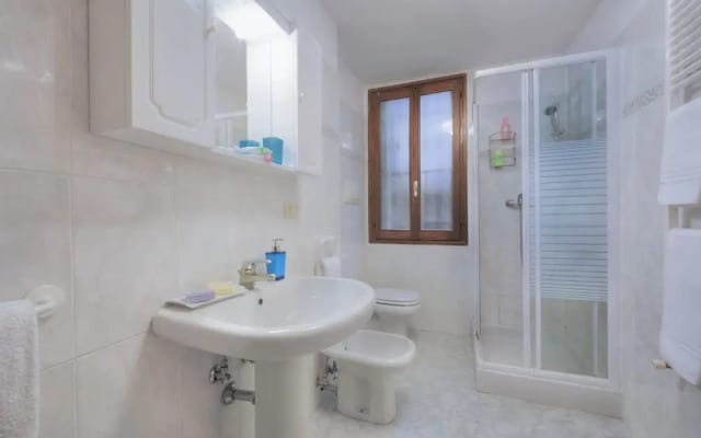 Nadimi Suite