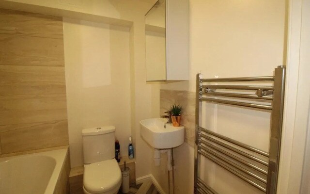 Green Hil Apartment