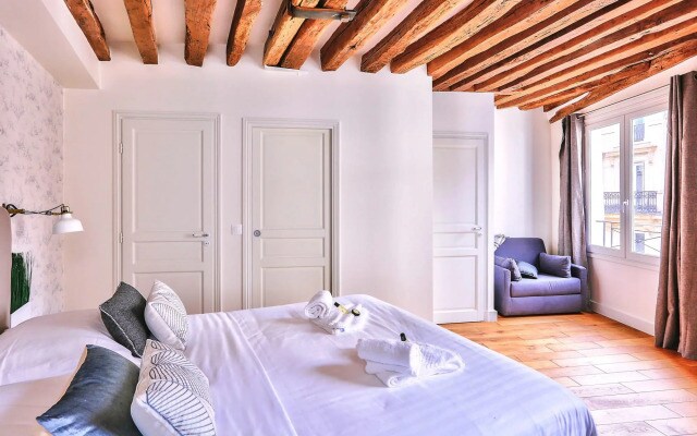 B 366 - Quartier Latin - Deluxe Appartement