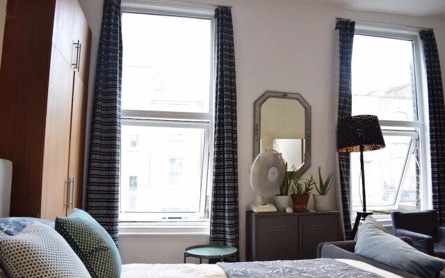 3 Bedroom Apartment in North London