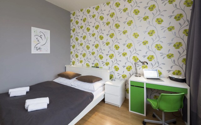 New Town - Apple Apartments