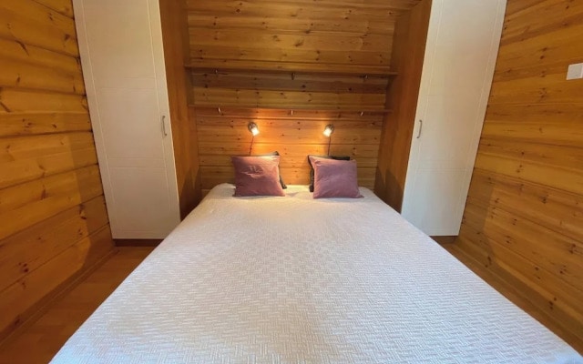 Charming Lapland Villa With Mountain Views and Private Sauna