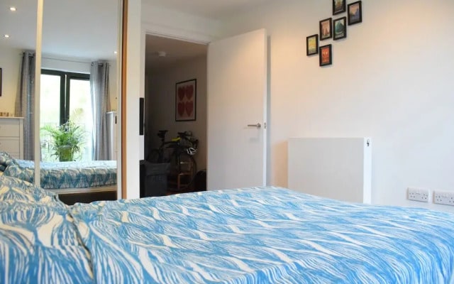 1 Bedroom Modern Flat in Central London