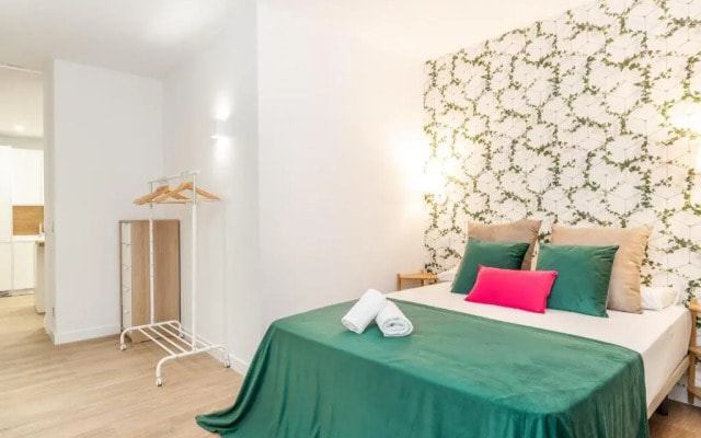 BNBHolder Group Luxury SOL
