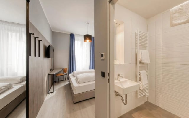Smart Stay Hotel Station
